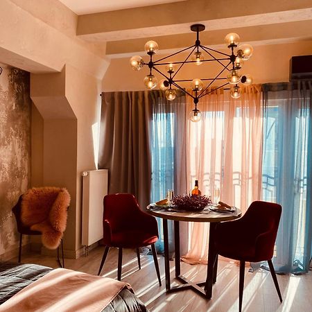 Studio Lux Loft On Victory Street In The City Center 文尼察 外观 照片