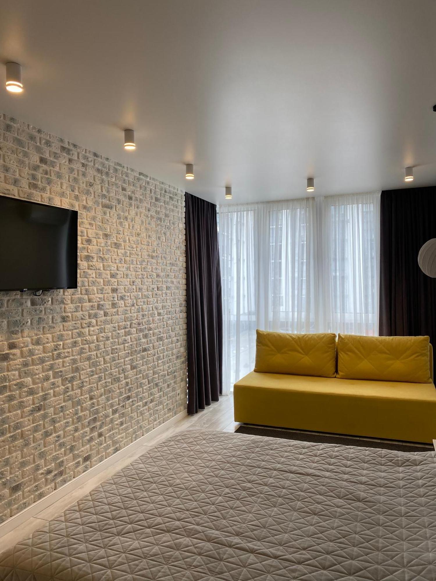 Studio Lux Loft On Victory Street In The City Center 文尼察 外观 照片