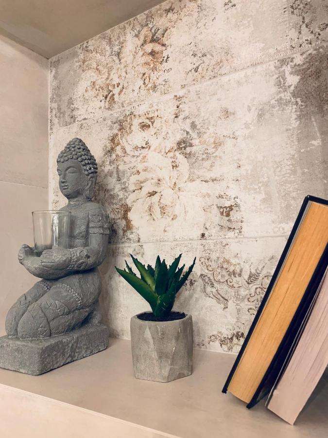 Studio Lux Loft On Victory Street In The City Center 文尼察 外观 照片